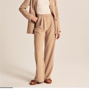 Abercrombie & Fitch Camel Tan Sloane Pants